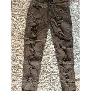 🏷️2 for 15Forever 21 distressed khaki skinny jeans